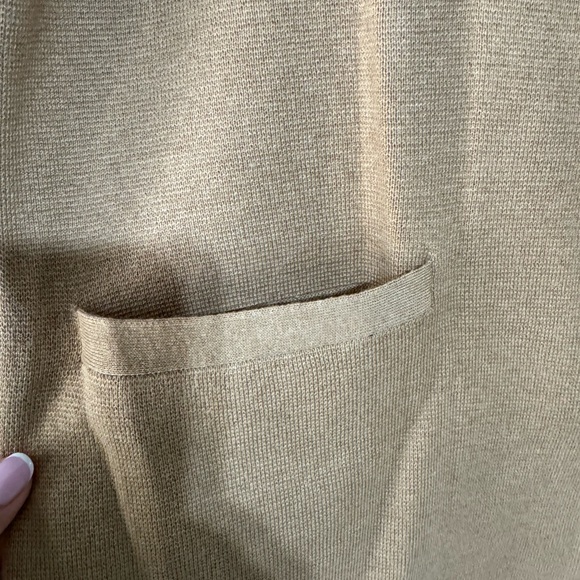 NWT 
J Crew Schoolboy Sweater Blazer, size small, chestnut color - Picture 9 of 9